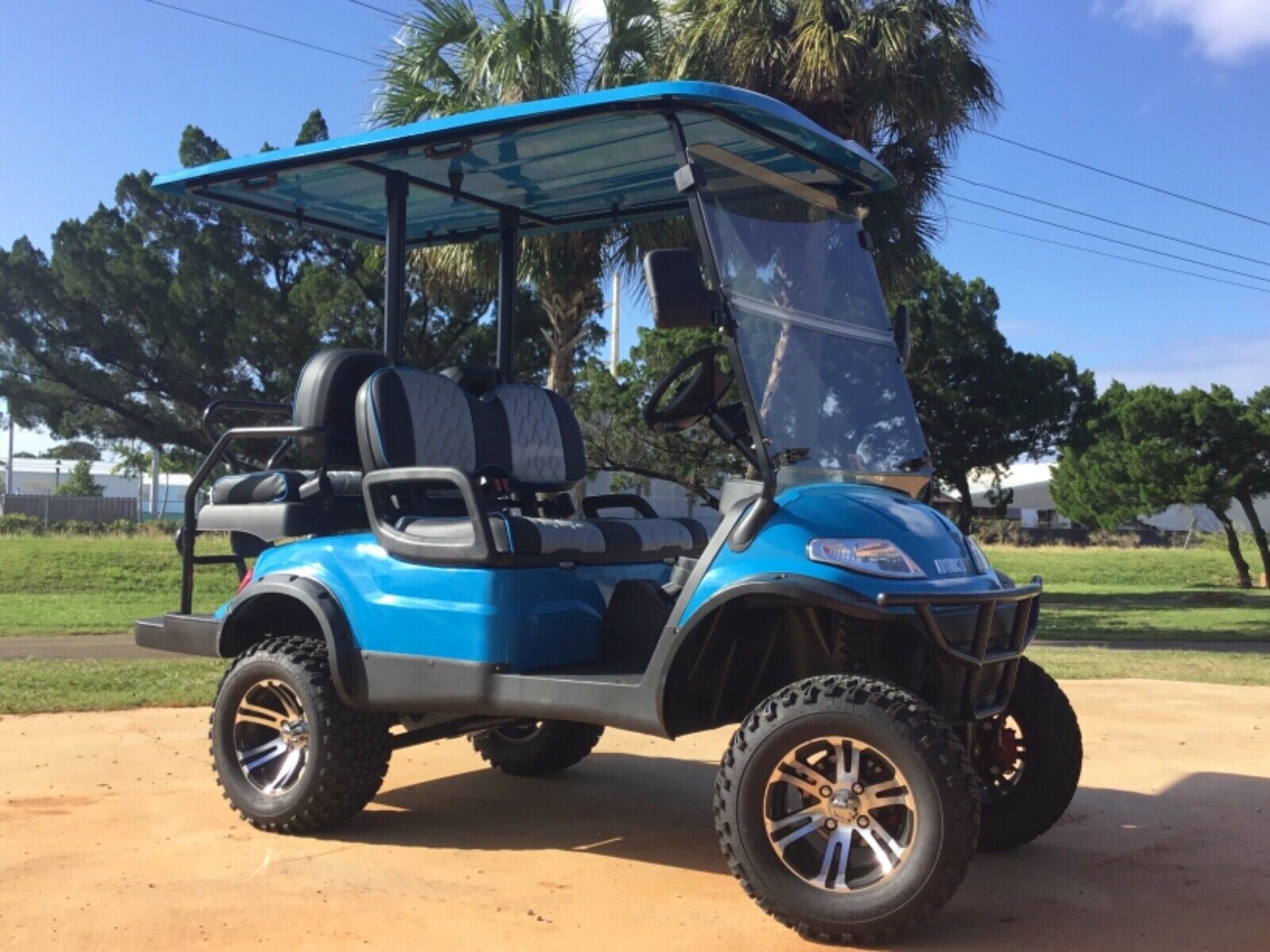 New Blue 4 Passenger Advanced Ev Lifted Lsv Street Legal Golf Cart Fast Luxury
